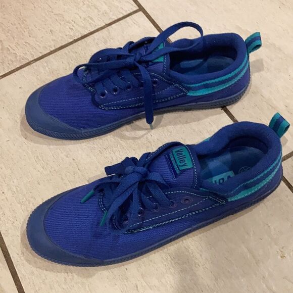 NWOT Volley blue canvas shoes women size 9 men size 7 - Picture 2 of 7